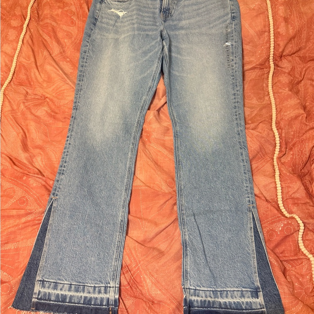 American Eagle Distressed Blue Low Rise Skinny Kick Jeans